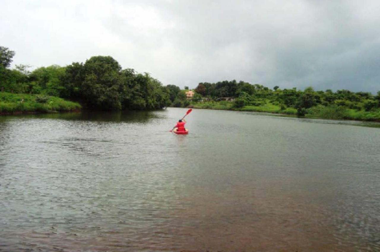 U Rivergate Karjat Extérieur photo