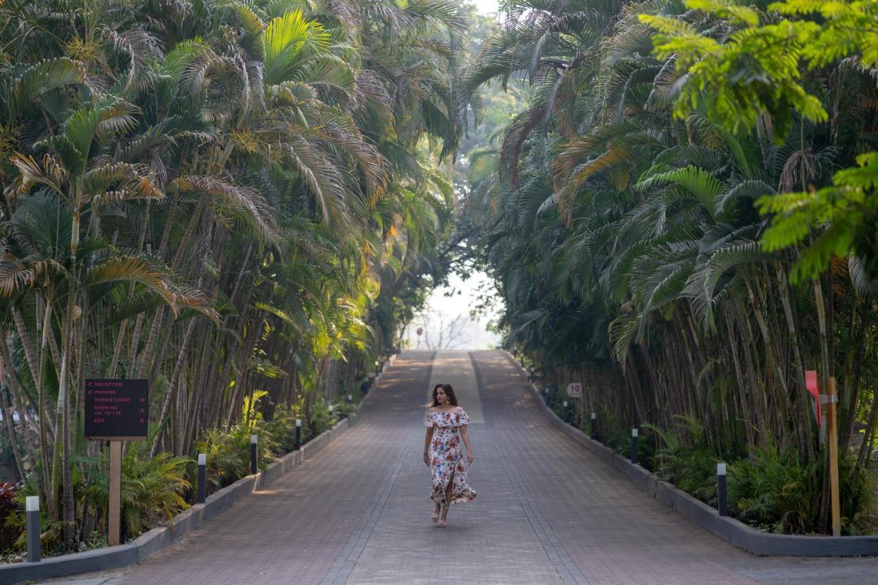 U Rivergate Karjat Extérieur photo